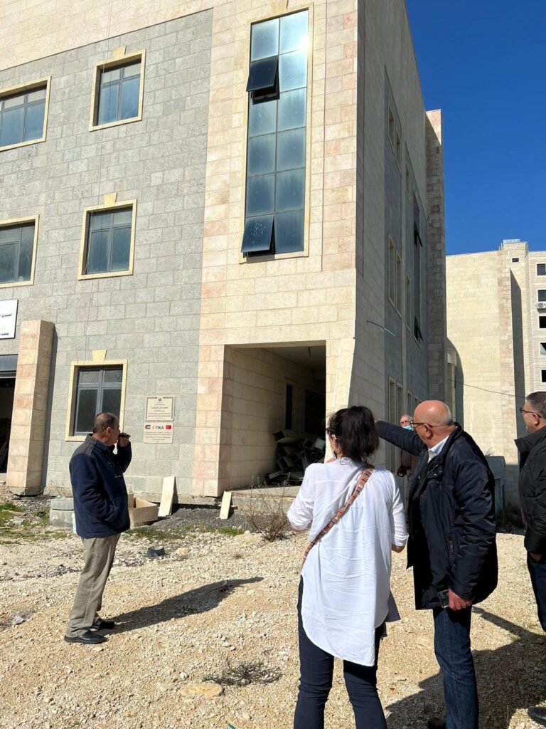 Budowa The Shepherd Field Hospital w Beit Sahour